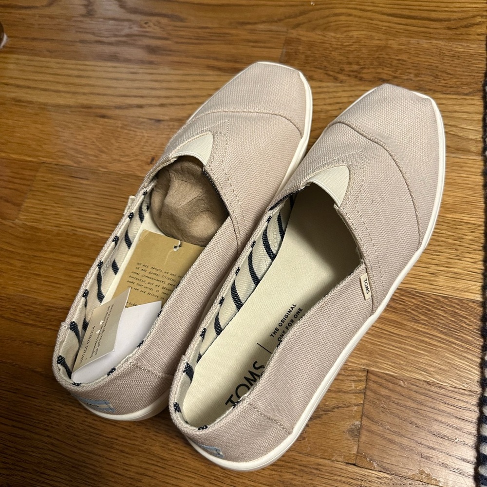 TOMS Women's Canvas Slip-On Shoes - Cream